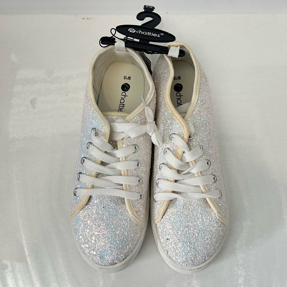 Chatties Women's Glitter Star  Lace-Up Fashion Sneakers 9/10 Medium